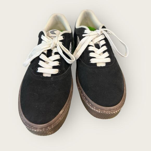 CARIUMA Sneakers Mens Black‎ Naioca Organic Low Top Skater Suede Casual Sz. 8